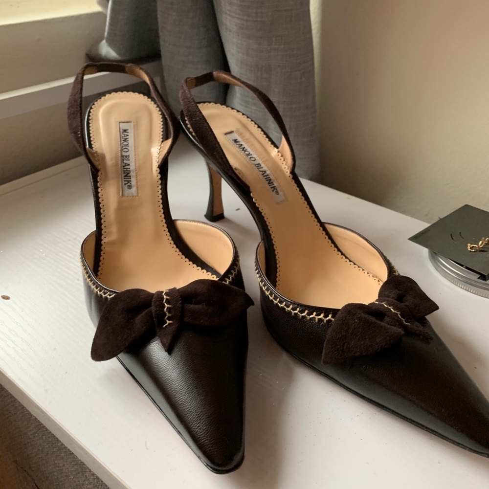 authentic Manolo Blahnik heels - Picture 2 of 4